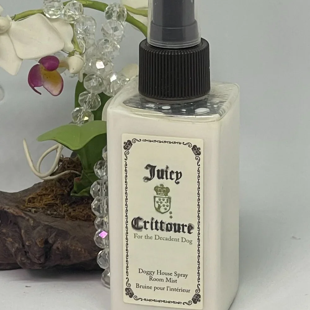 Juicy Crittoure Doggy Dog House Spray Room Mist - 5 oz + Dog Brush - New